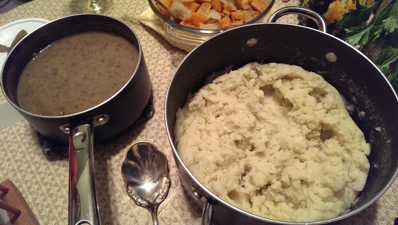ramon potatoes gravy