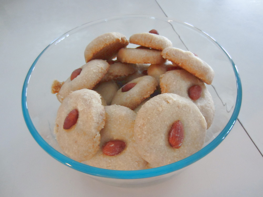 almond meal almond cookies