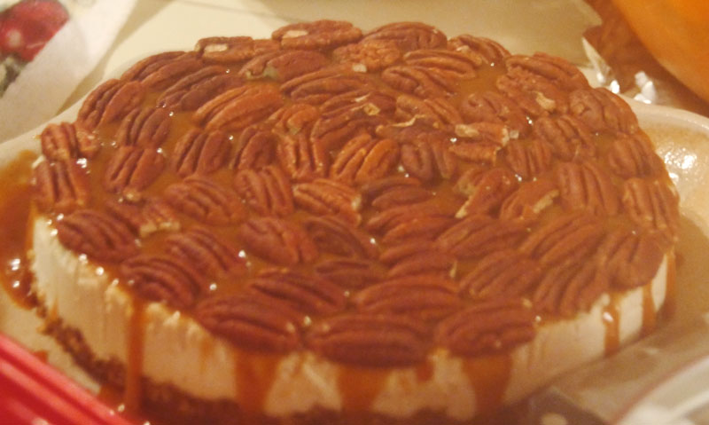 vegan caramel pecan cheesecake