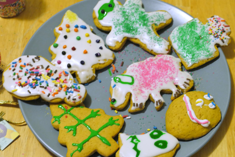 vegan decorated cookies