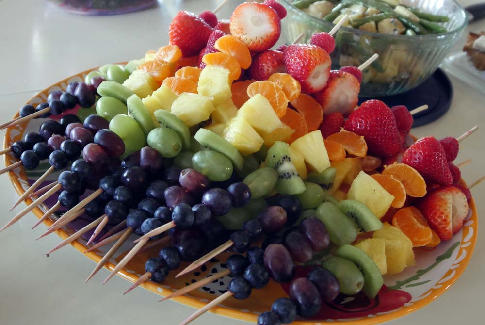 rainbow fruit skewers