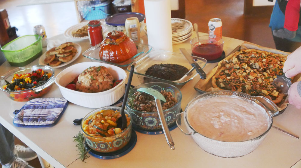 vegan Thanksgiving table