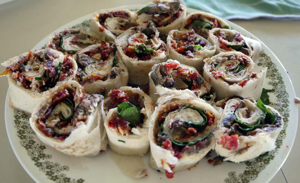 vegan Mediterranean pinwheel