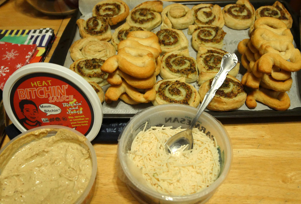 vegan pesto pinwheels