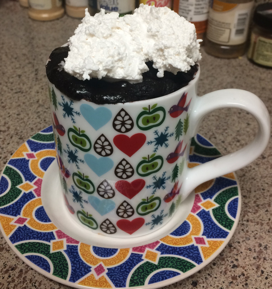 vegan chocolate cherry mug cake