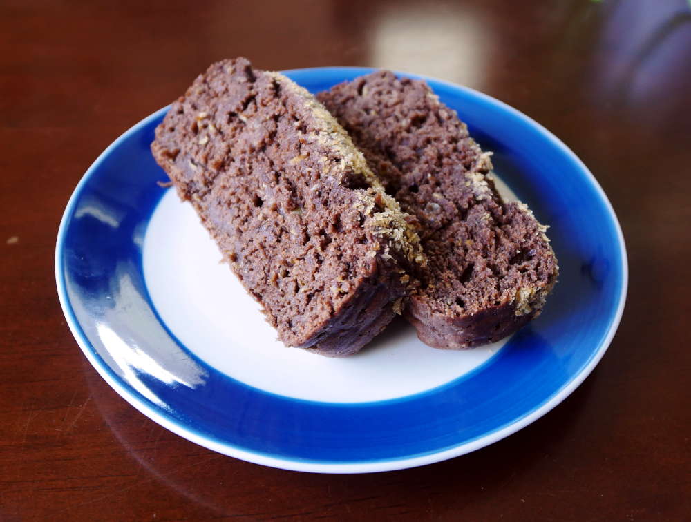 vegan chocolate squash bread slices