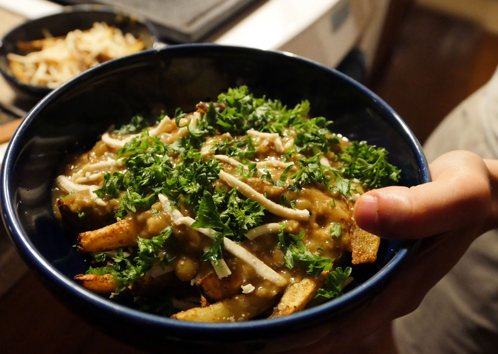 vegan poutine