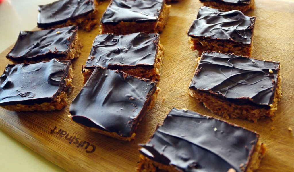 peanut butter oat squares