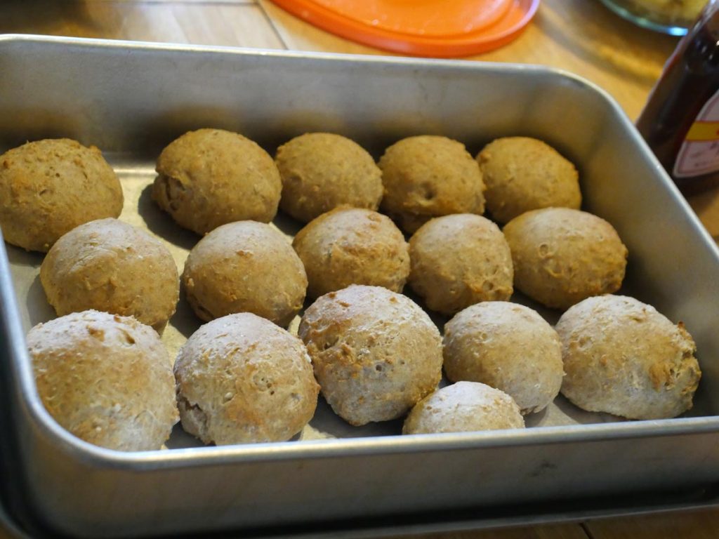 vegan baked apple and guava rolls