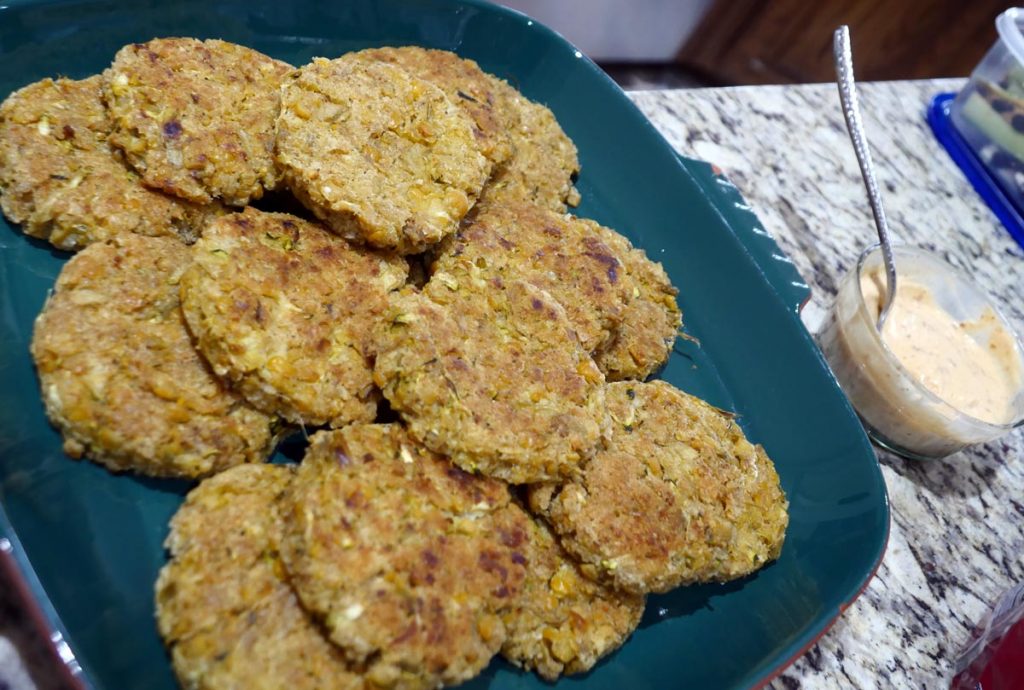 vegan artichoke heart and chickpea crabcakes